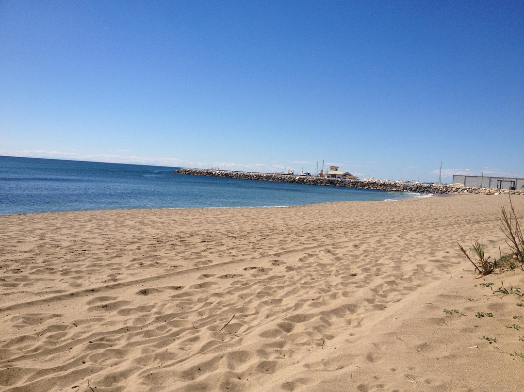 Playa Cabopino景点图片
