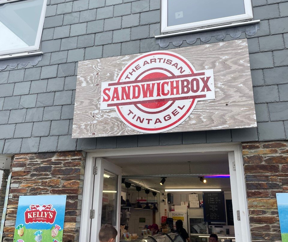 The Artisan Sandwich Box