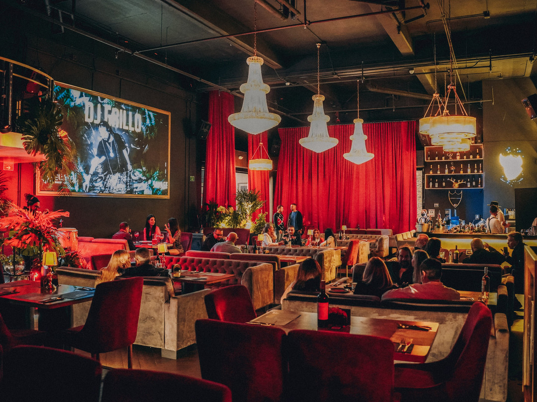 恩维加多餐馆和美食-Vanguardia Social Club