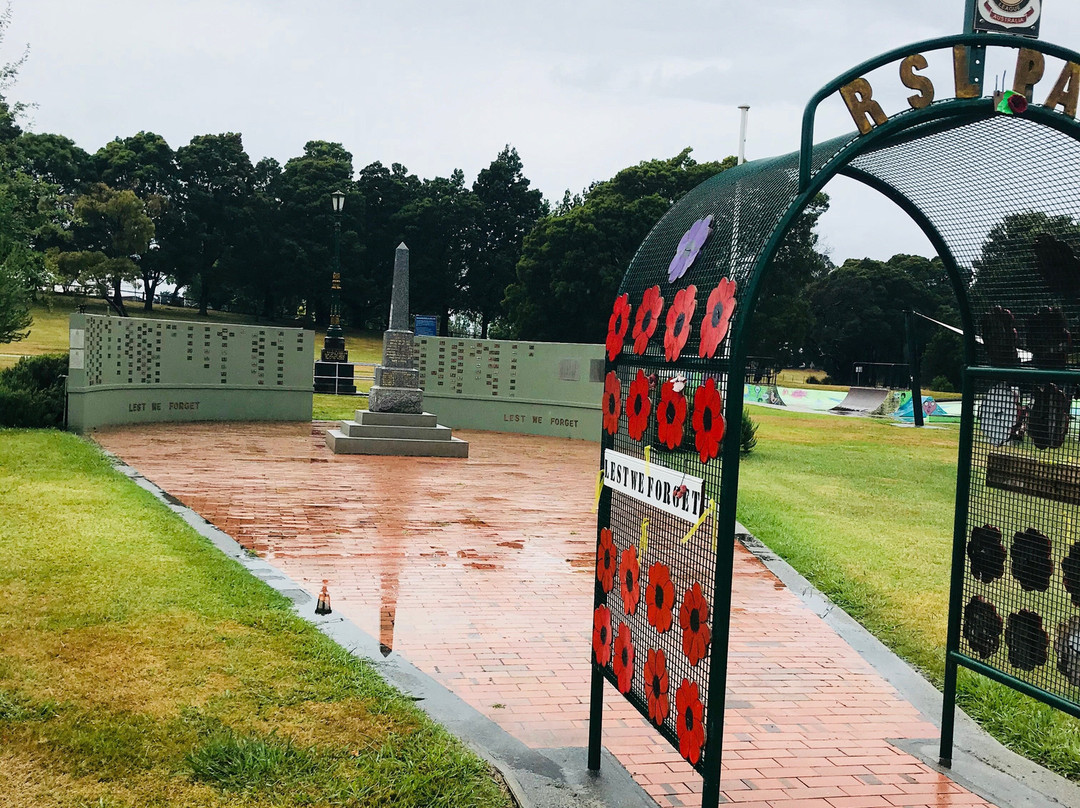 Beaconsfield War Memorial