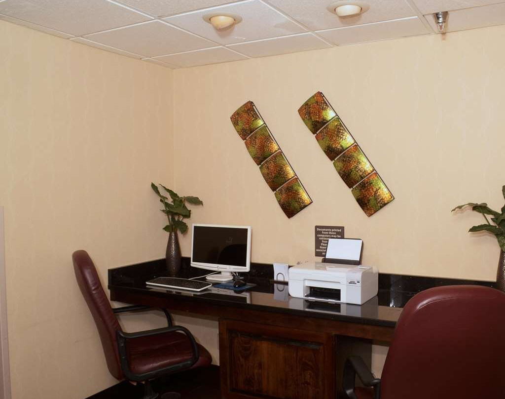 Hampton Inn Sanford主图