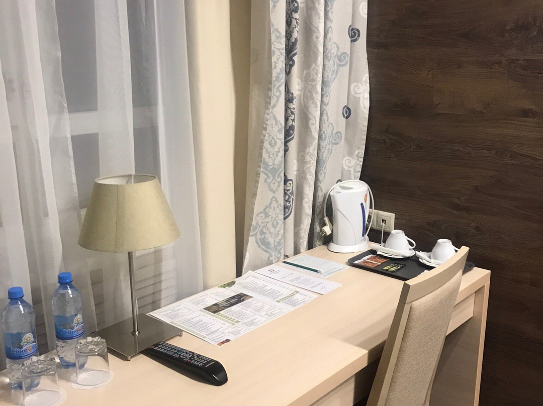 Diplomat Hotel主图