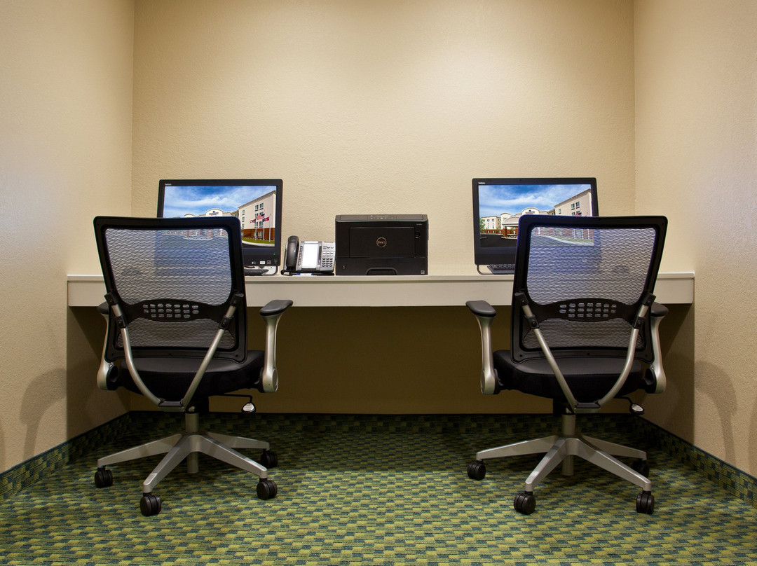 Candlewood Suites Carrollton By IHG主图