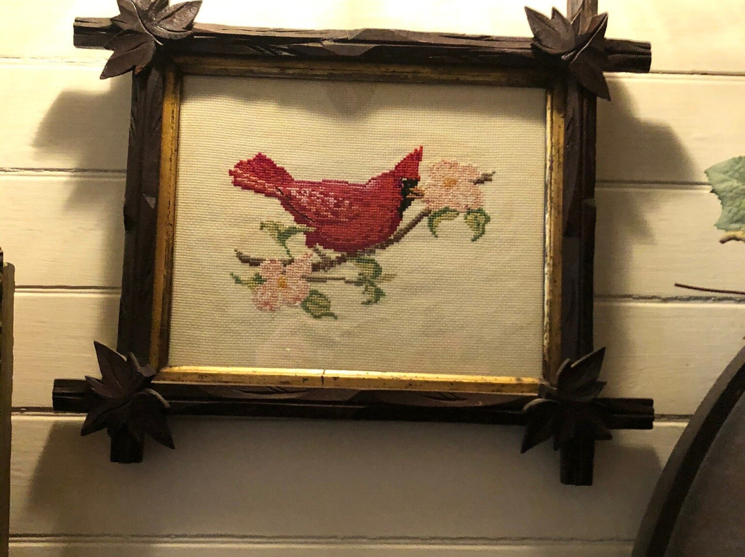 Holly House of Hamilton主图