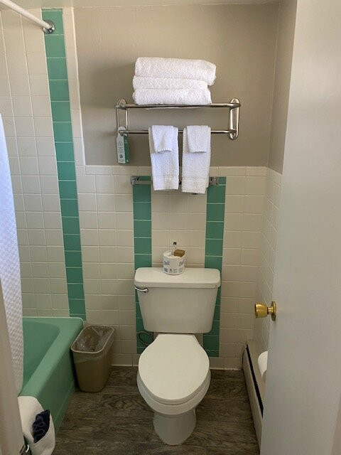 银岭小屋酒店主图