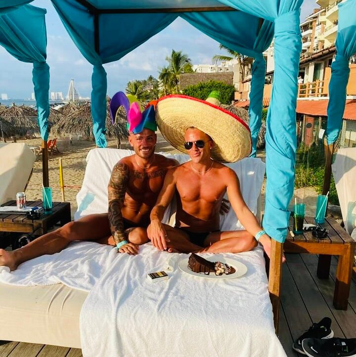 Mantamar Beach Club Bar & Sushi