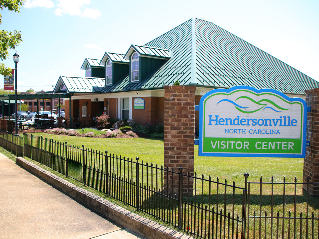 Hendersonville Visitor Center景点图片