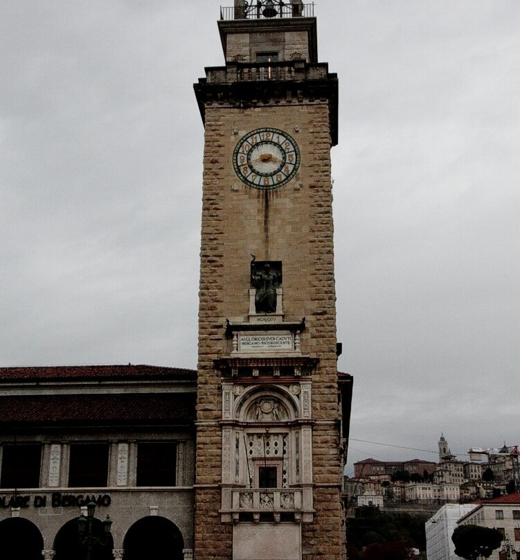Torre dei Caduti景点图片