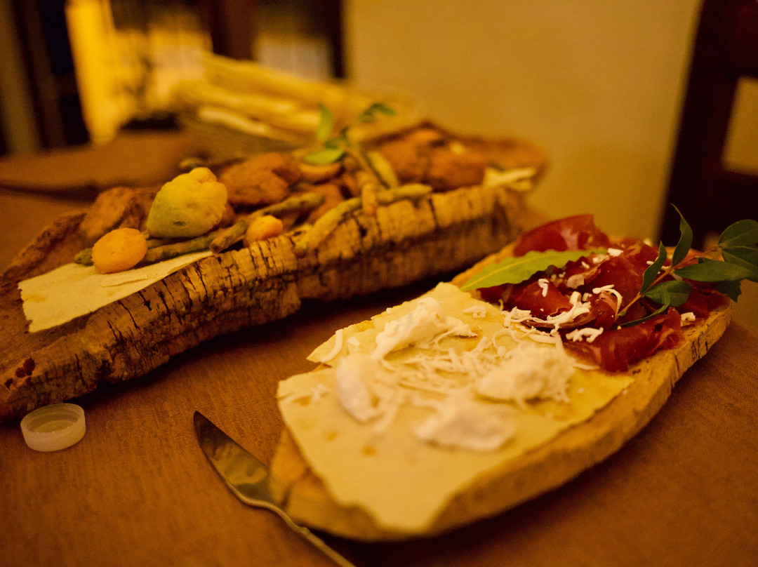 Orgosolo餐馆和美食-Il Portico Orgosolo ,ristorante ,pizzeria, bed and breakfast