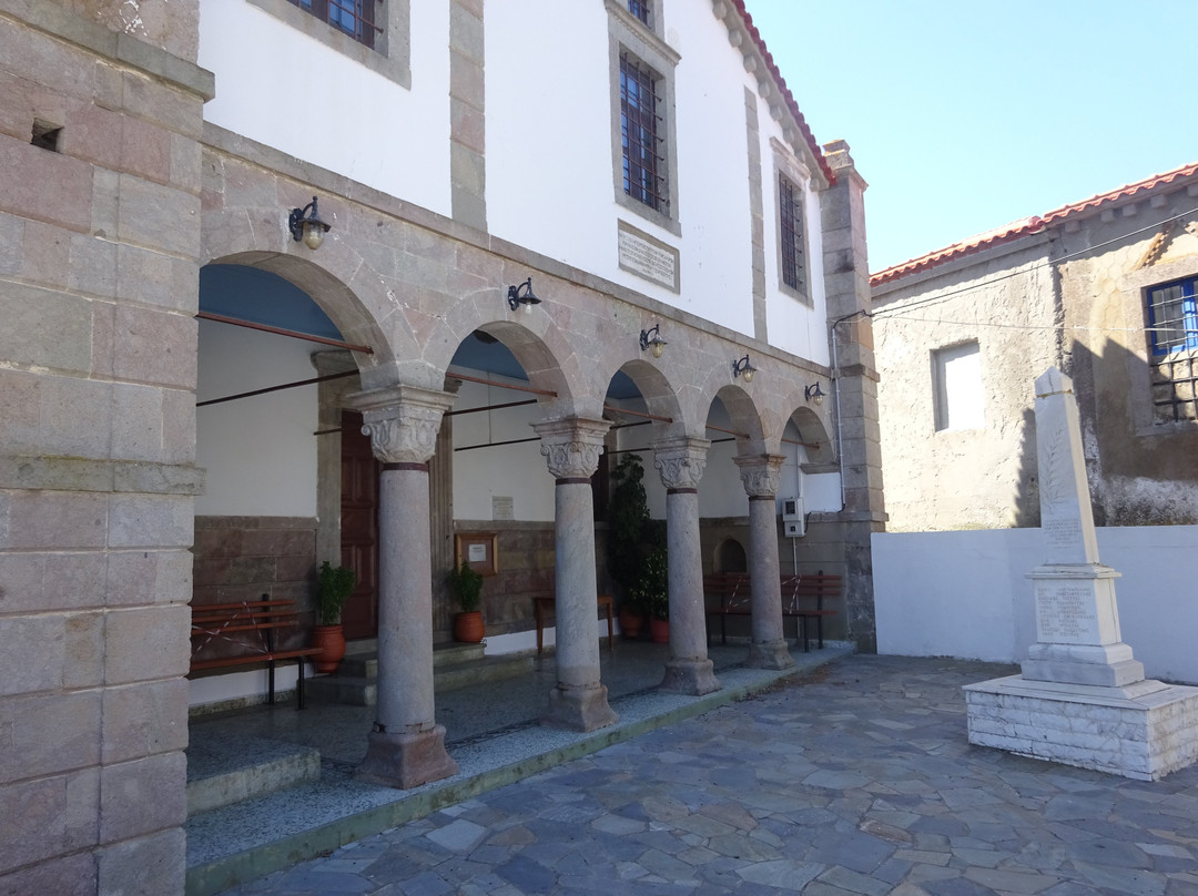 Holy Church of the Assumption of the Virgin景点图片