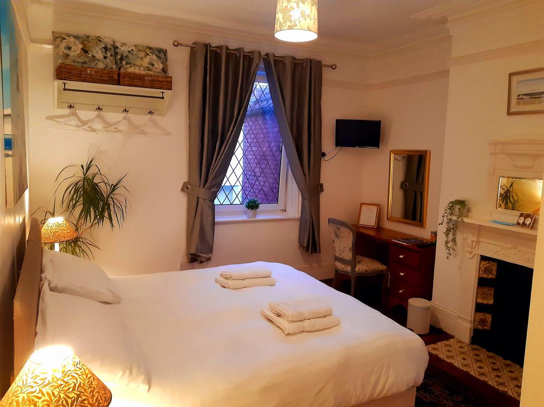 Sandsides Guest House主图