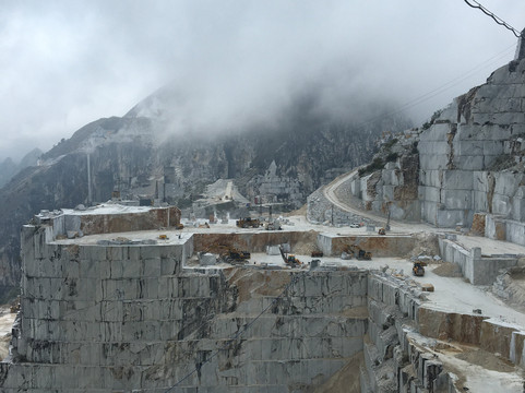 Lunaetours-卡拉拉必去景点