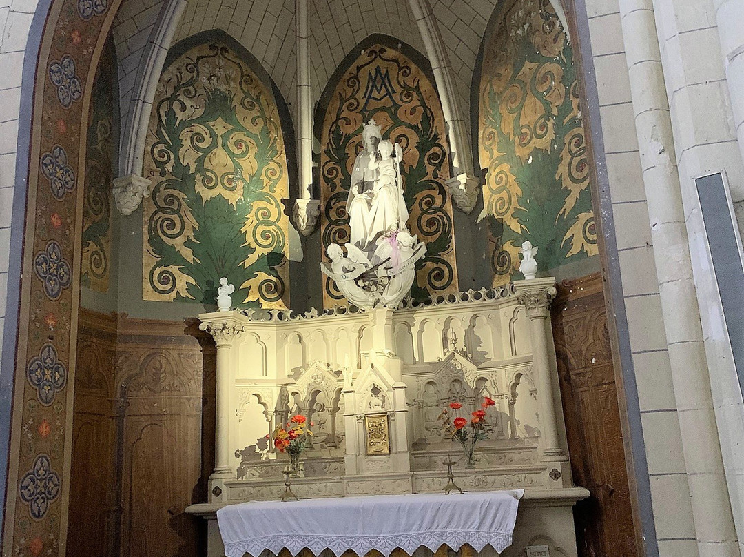 Eglise Saint-pierre-Cugand必去景点