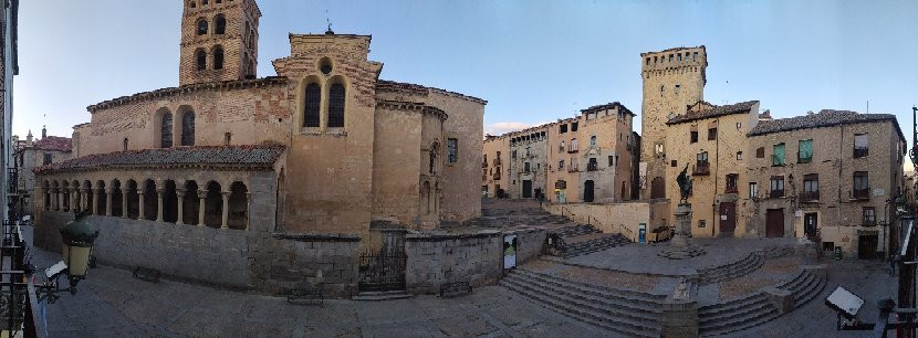 Calle Real de Segovia-塞哥维亚必去景点