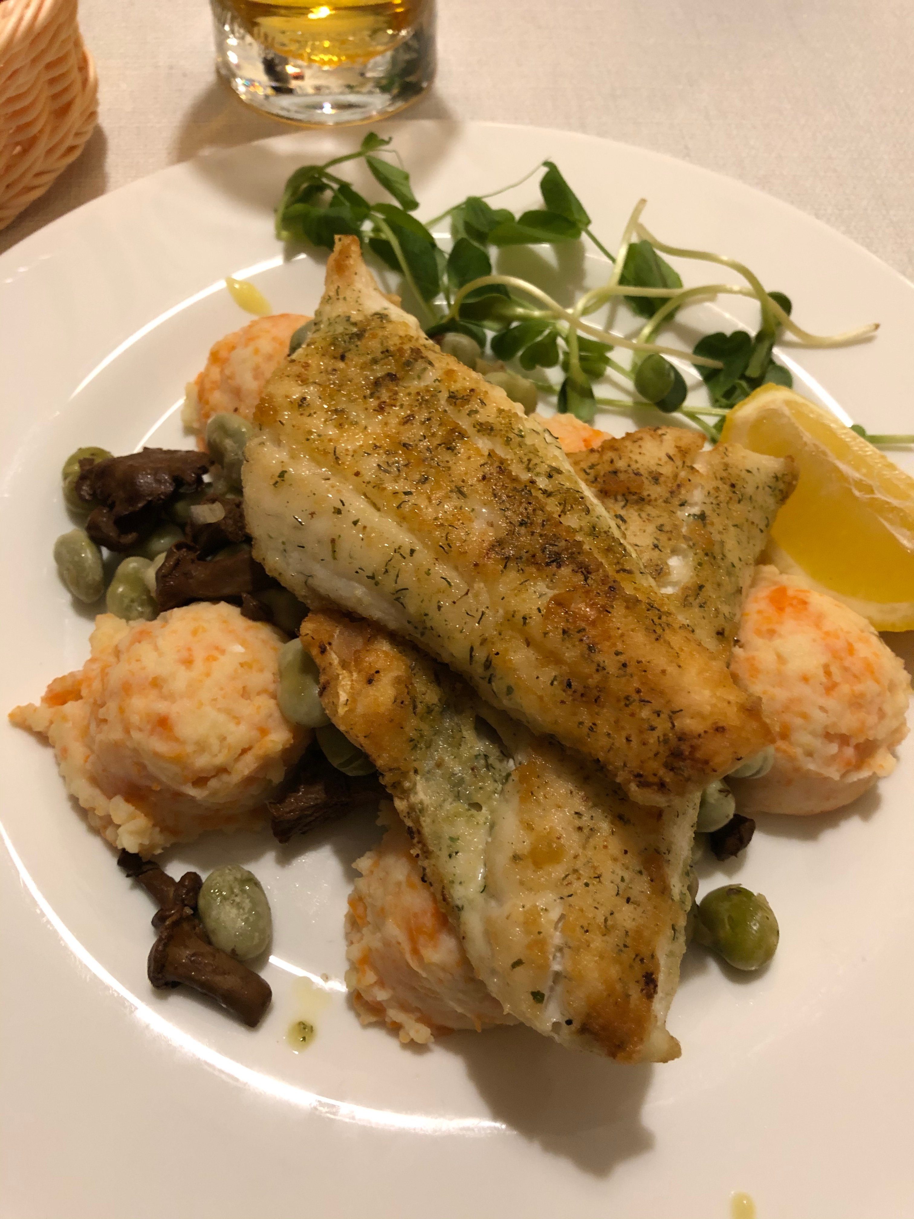 Hotel Restaurant HI-FI-官方