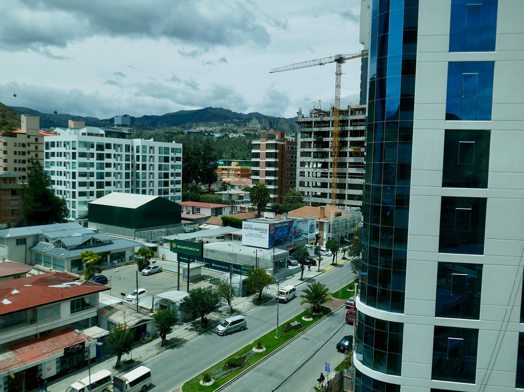 卡米诺瑞尔套房酒店主图