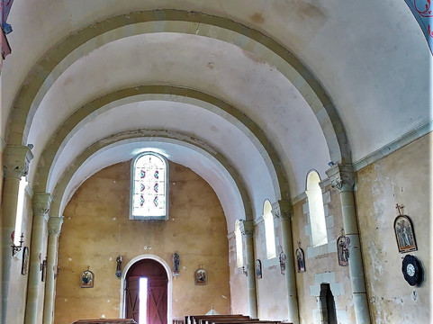 Eglise Saint-Clair-Loudun必去景点