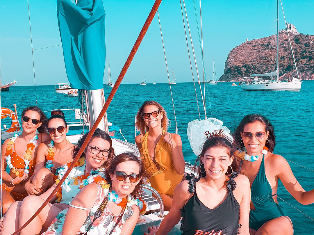 Boat Sweet Boat, sailboat in Cagliari for tour-卡利亚里省必去景点