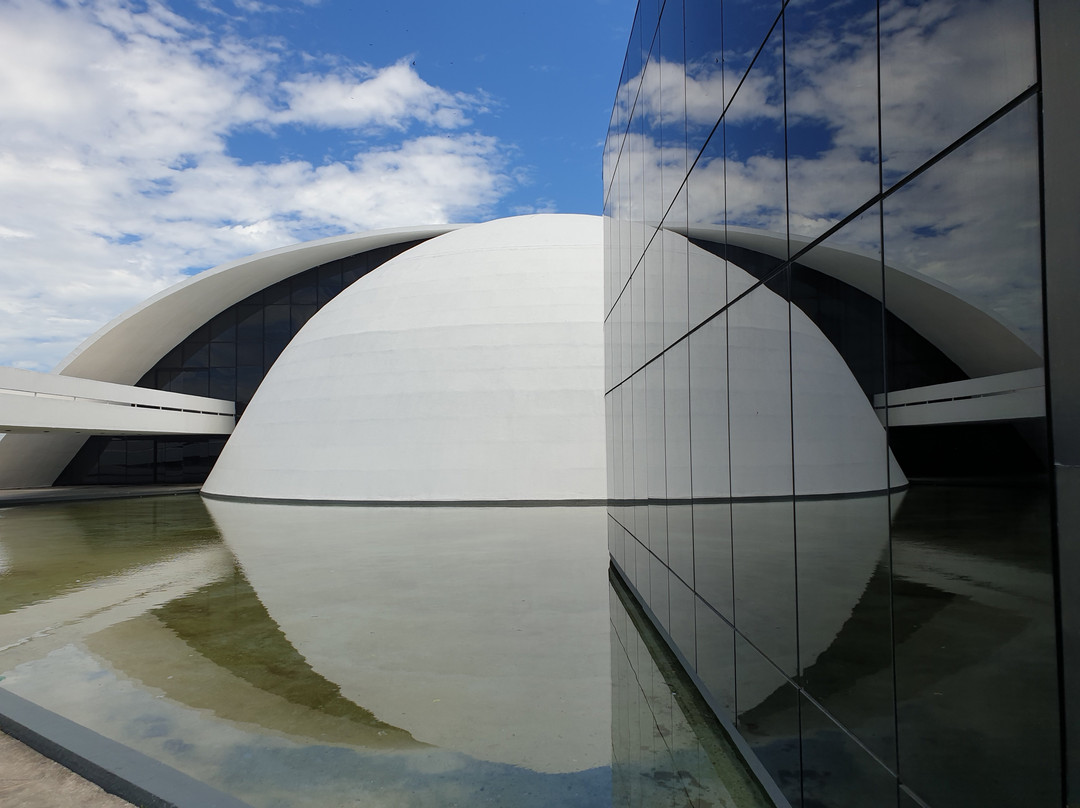 Teatro Popular Oscar Niemeyer-尼泰罗伊必去景点