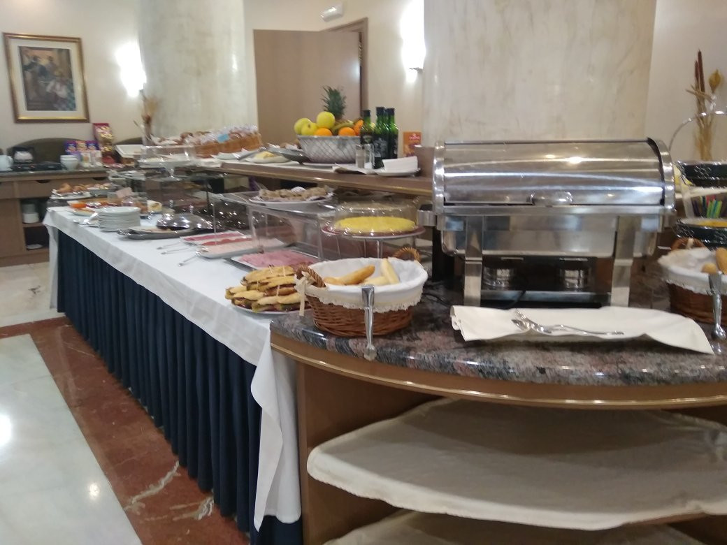 阿尔伯雷特酒店主图