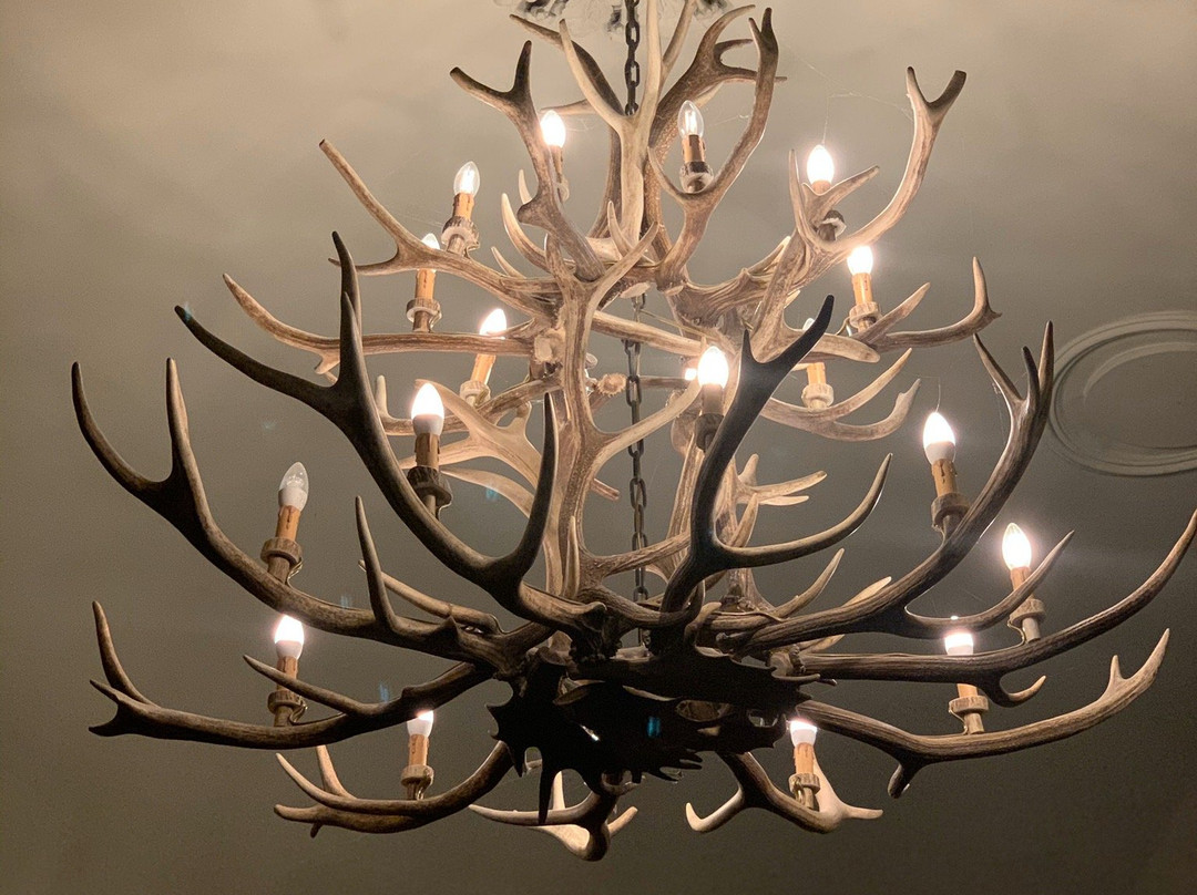 The White Hart Hotel主图