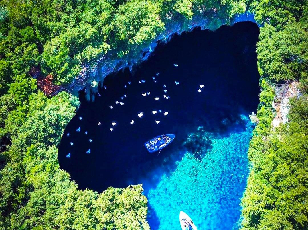 Melissani Cave-Karavomylos必去景点