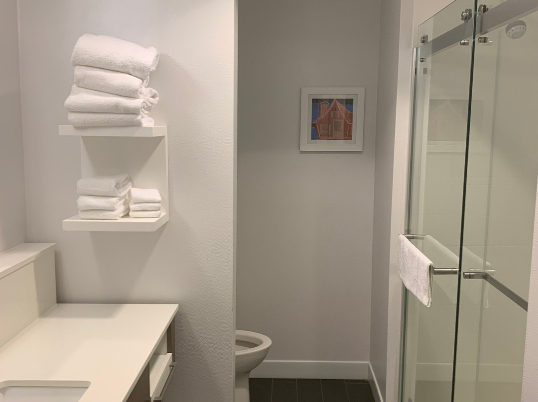 Hampton Inn & Suites Forest City主图