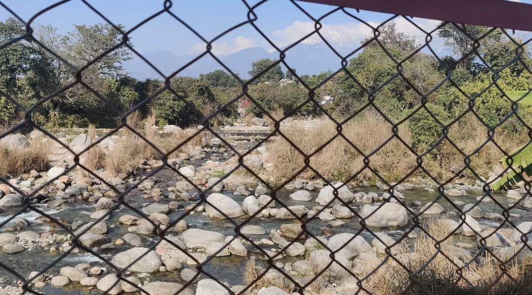 Hotel River Retreat主图