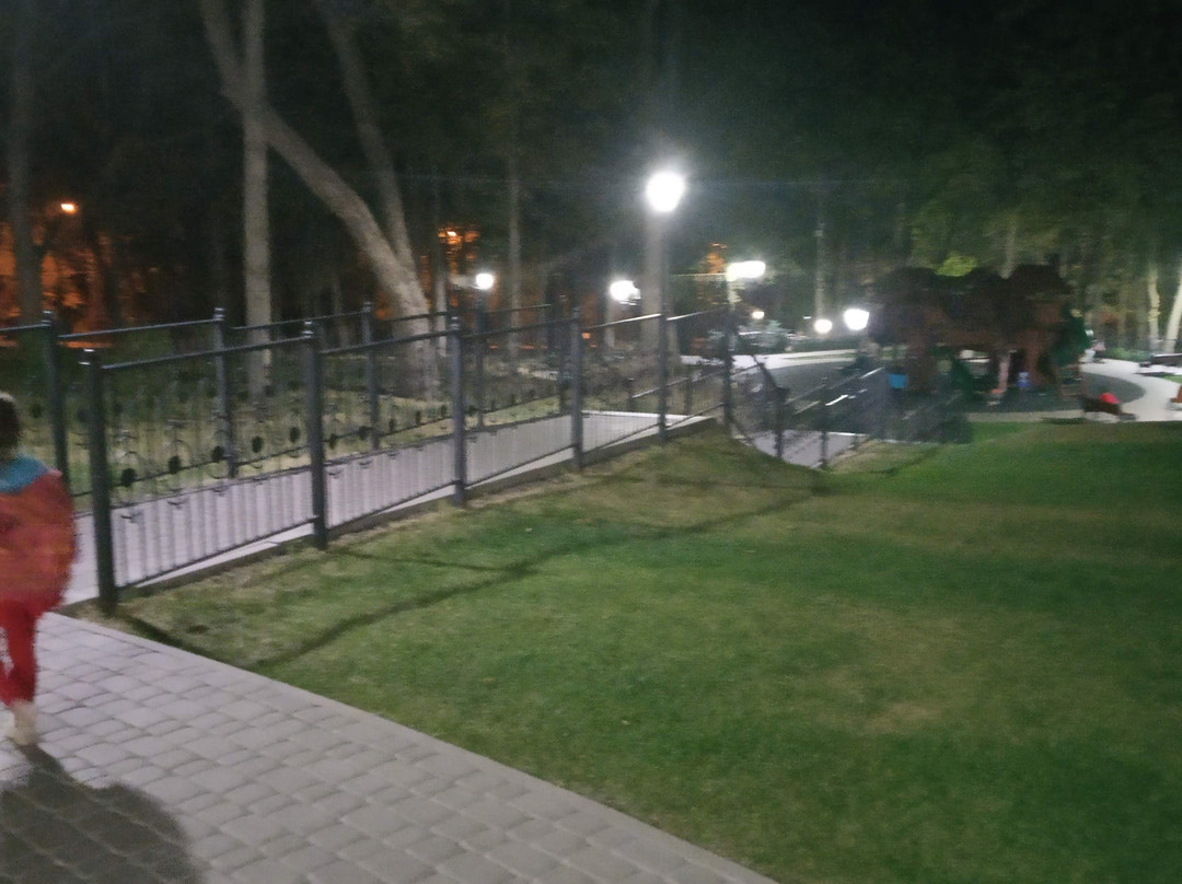 Platonovskiy Park景点图片