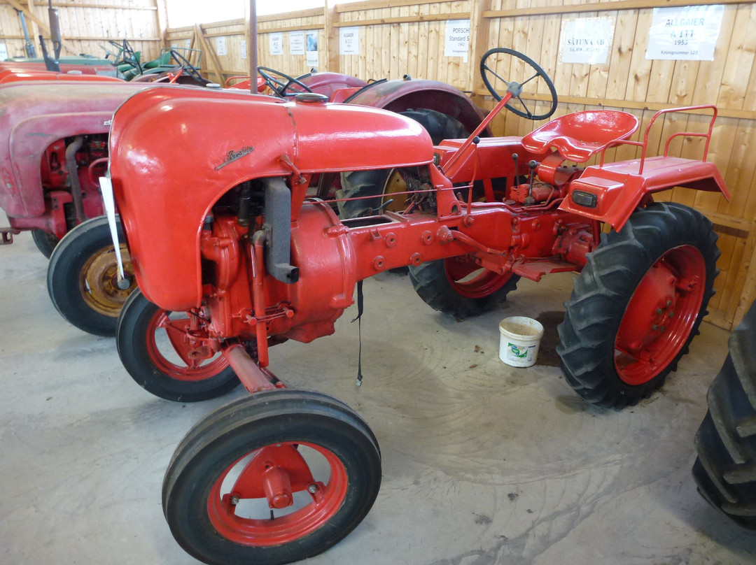 Viksta Tractor Museum-Bjorklinge必去景点