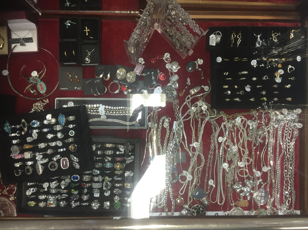 Eden Antiques, Collectables & Old Wares