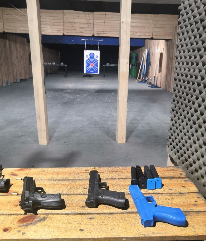 Blue Line - The Shooting Range景点图片