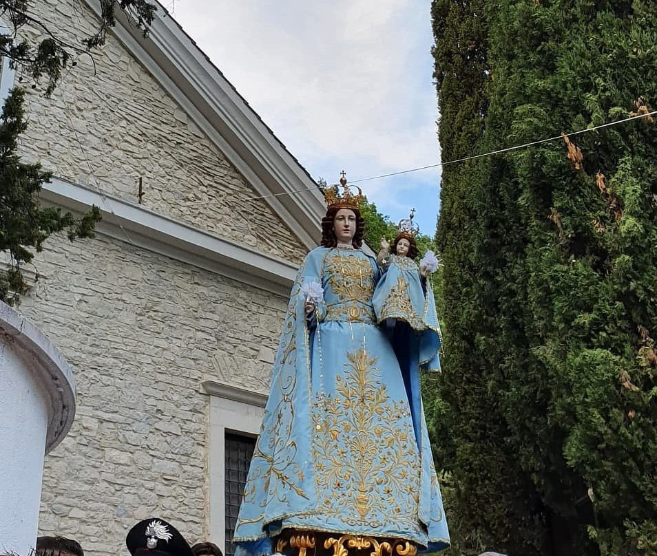 Santuario Madonna della Valle景点图片