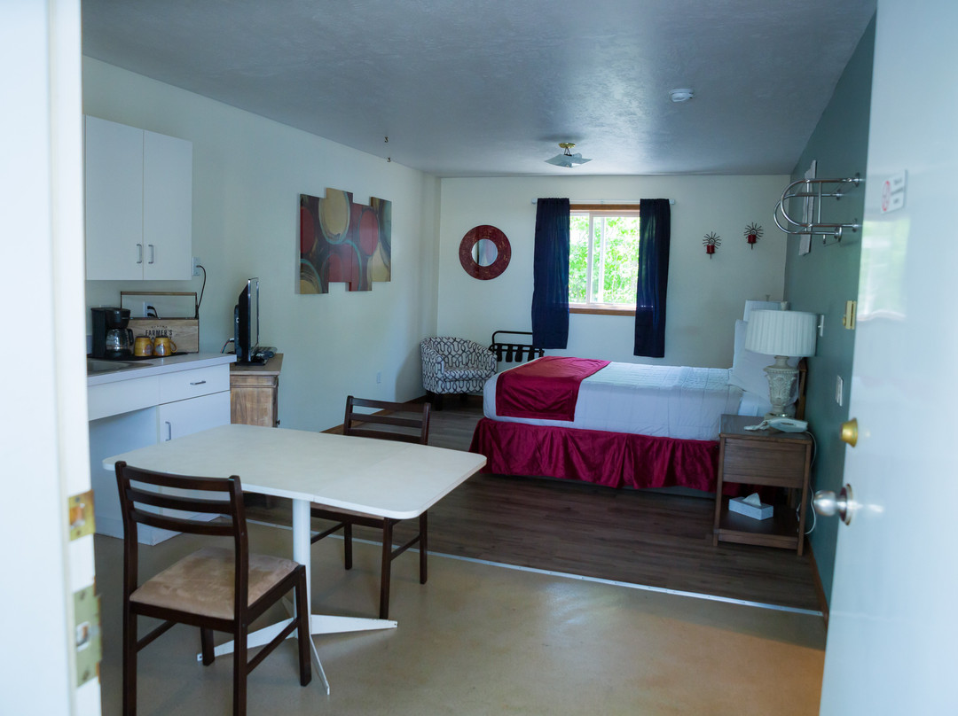 Lamplighter Cabins & Suites主图