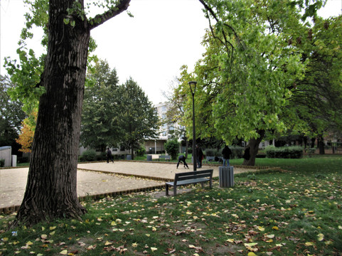 Square Jean Jaurès-Noisy-le-Sec必去景点