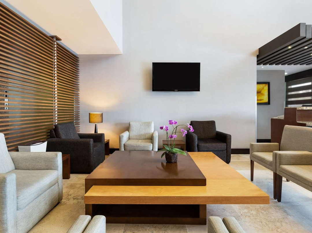 Doubletree By Hilton Hotel Queretaro主图