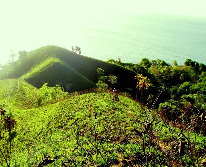 Tobago Mountain Bike Tours-多巴哥必去景点