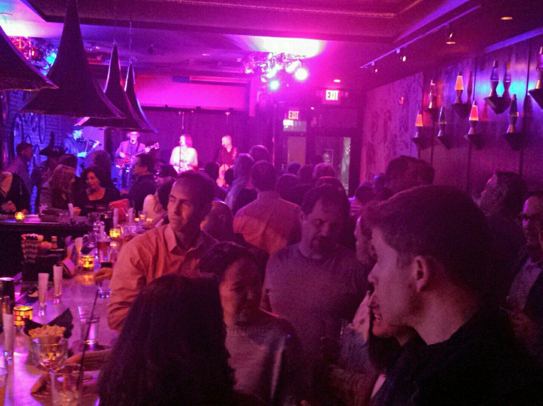 Villain and saints-贝塞斯达必去景点