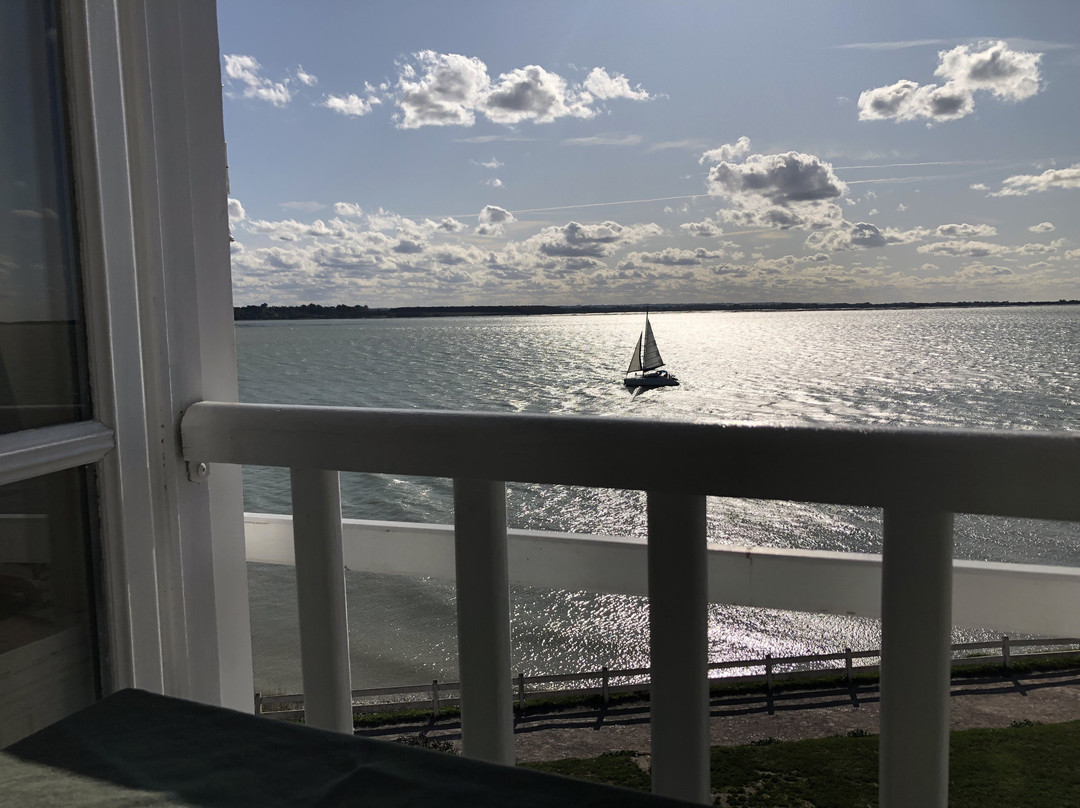 托莱斯餐厅酒店主图