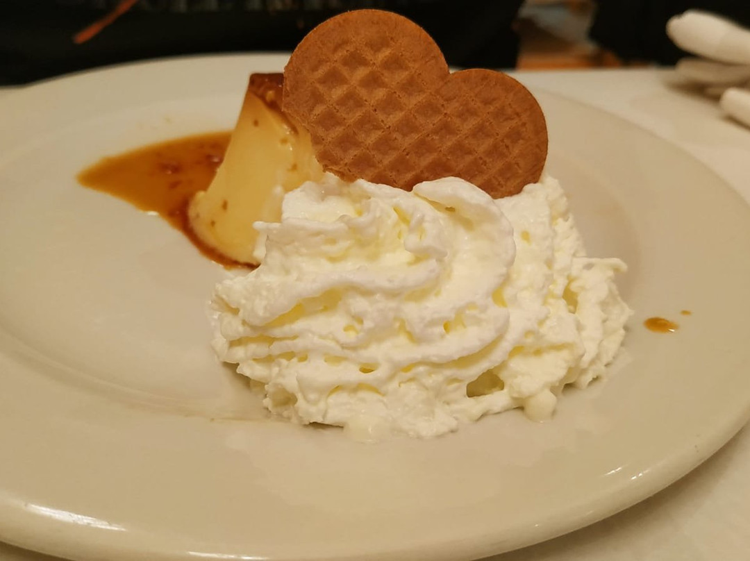 图尔摩酒店主图