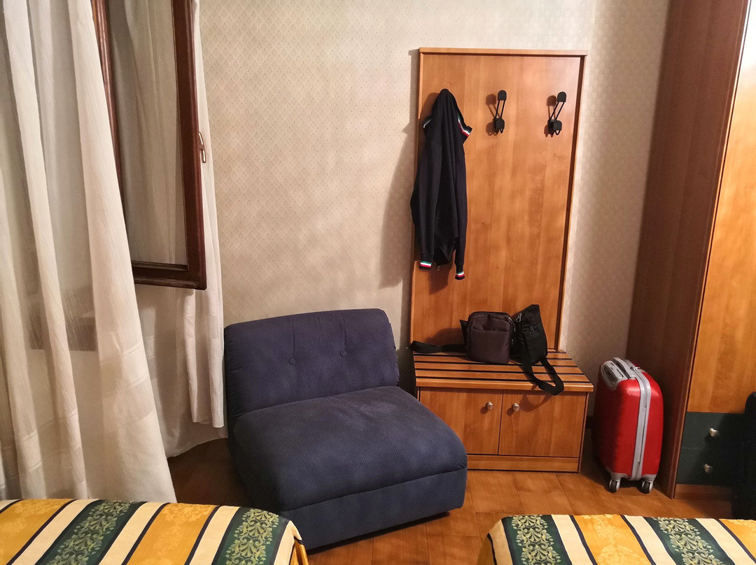 玛尼诺利亚酒店主图