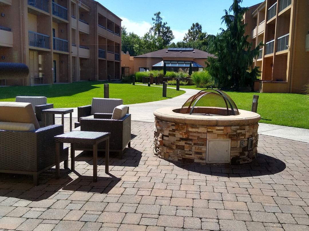 费城德文万怡酒店主图