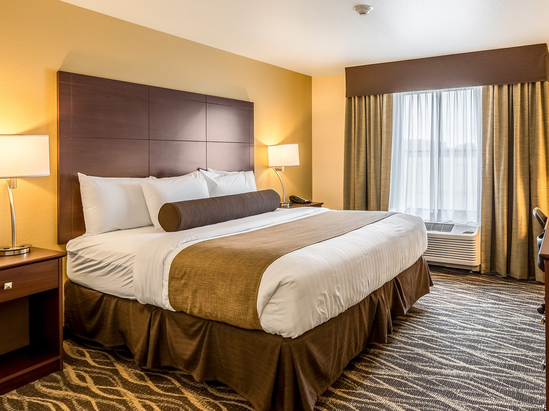 Cobblestone Hotel & Suites - Stevens Point主图