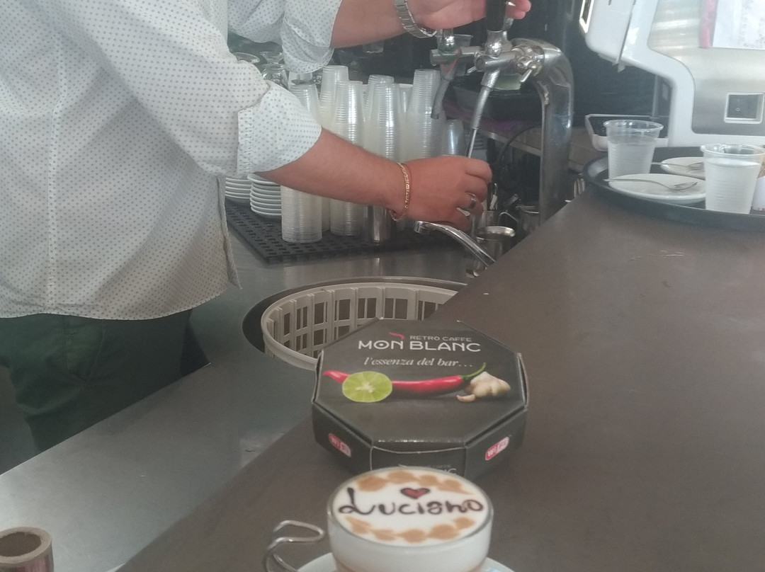 Mon Blanc Retro Caffe-Santa Maria la Carita必去景点