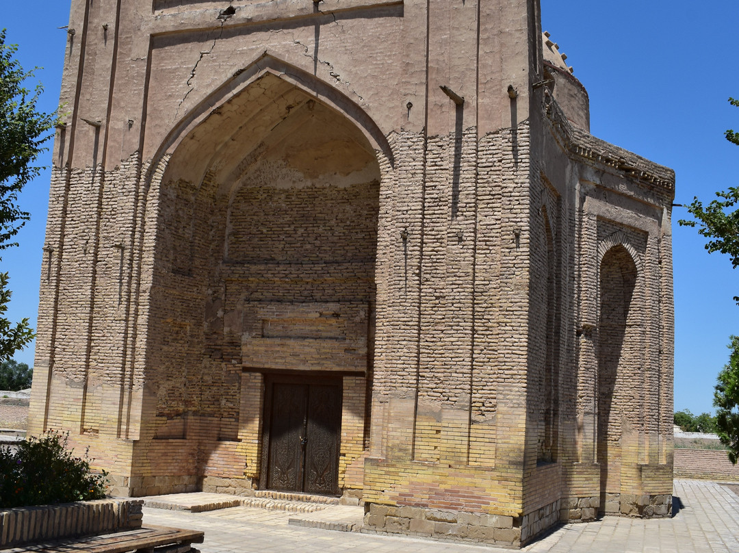 Sultan Ali Mausoleum-昆亚乌尔根奇必去景点