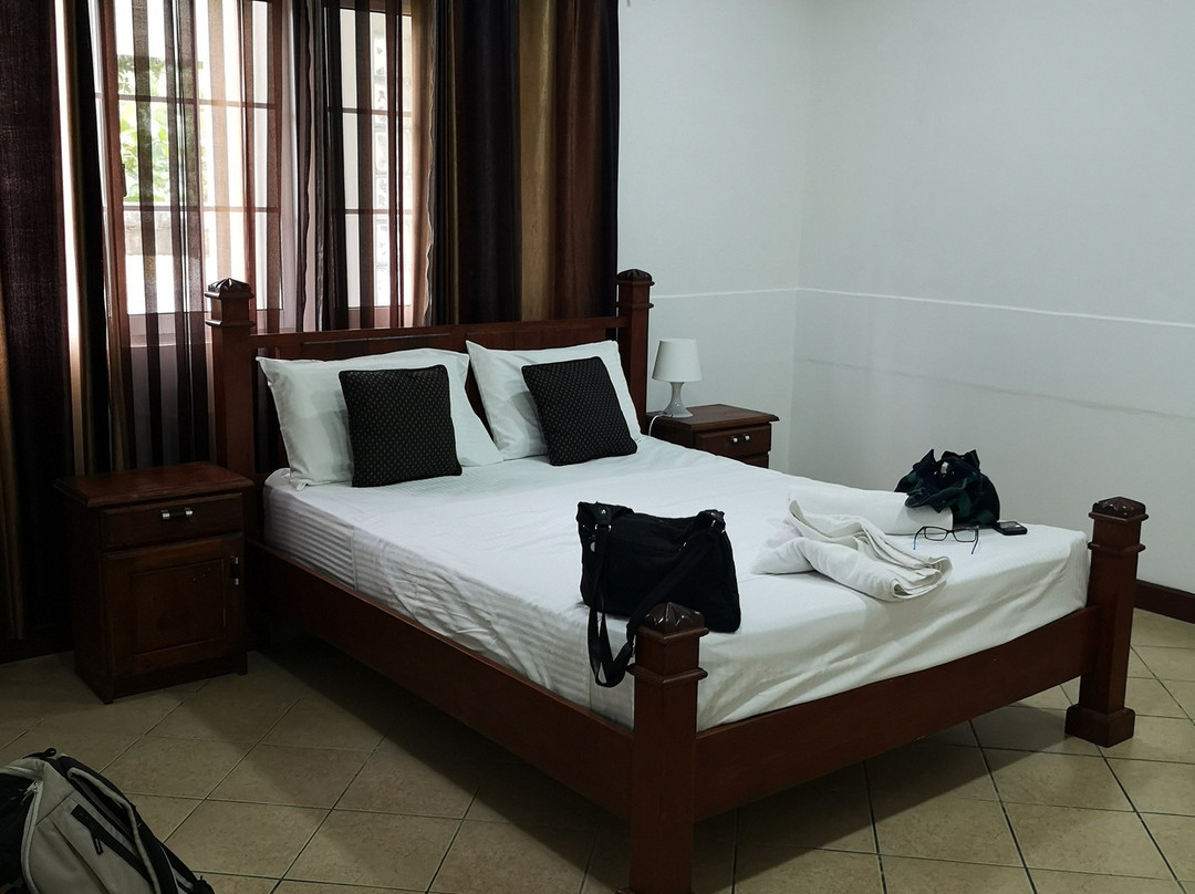 Chez Augustine主图