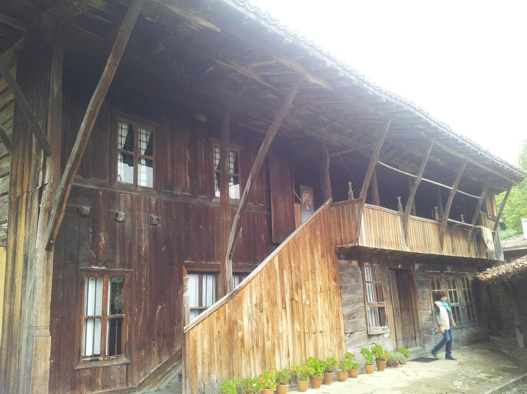 Blue Mountains-Zheravna必去景点