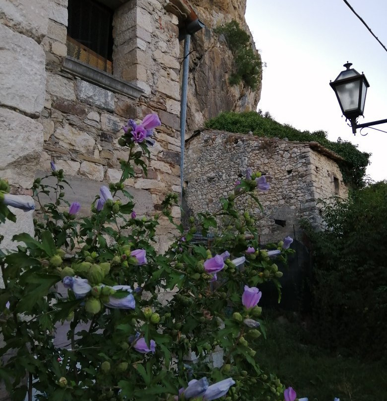 Centro Storico-Bagnoli del Trigno必去景点