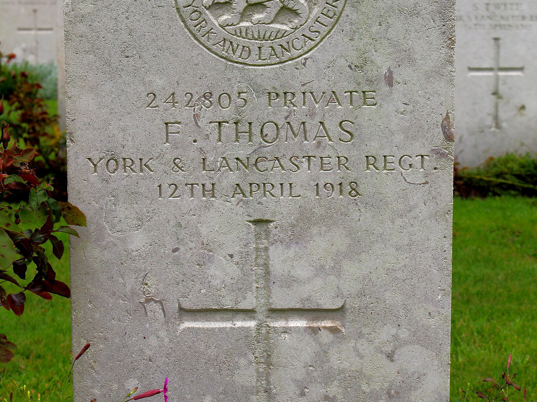 Suffolk Cemetery, Vierstraat