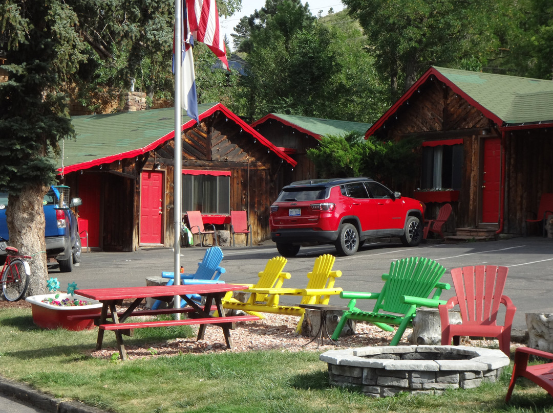 Foot of the Mountain Motel主图